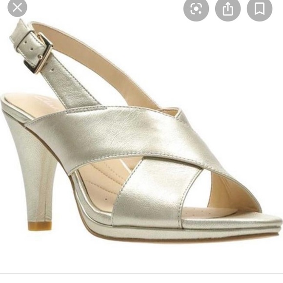 clarks champagne shoes